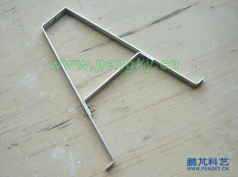 制作好的風(fēng)力機(jī)模型塔架