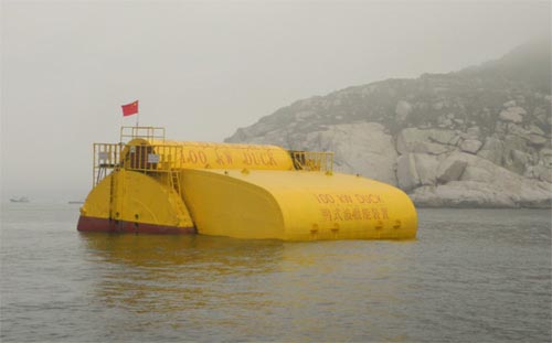 漂浮式鴨式波浪能發(fā)電裝置