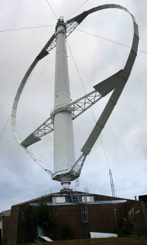 φ形葉片達里厄風(fēng)力機照片