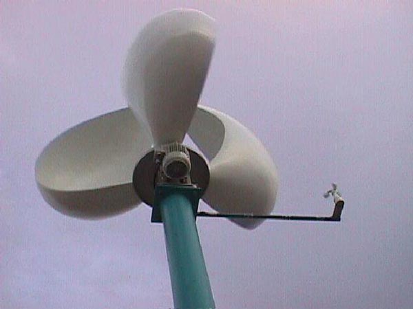 風(fēng)杯式阻力差風(fēng)力機(jī)