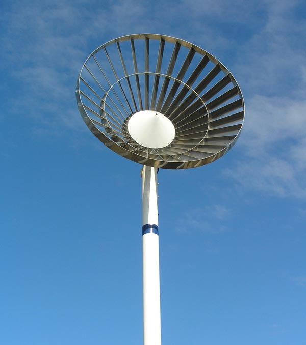 藝術(shù)水平軸風(fēng)力發(fā)電機(jī)